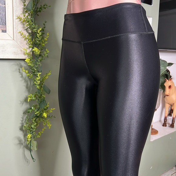 Noli Ankle  cropped - Picture 2 of 4